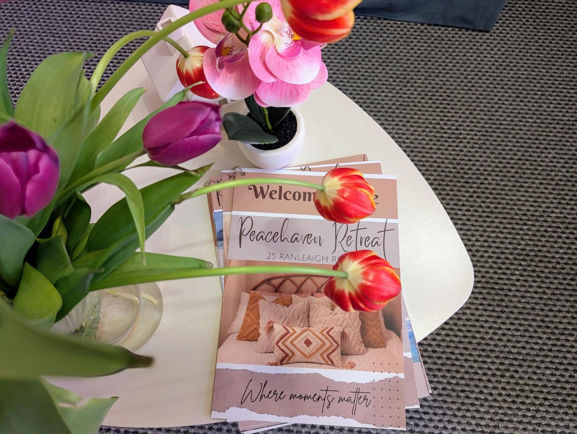 Apartment Peacehaven Retreat - 4 Minutes From The Beach! Pet Friendly!