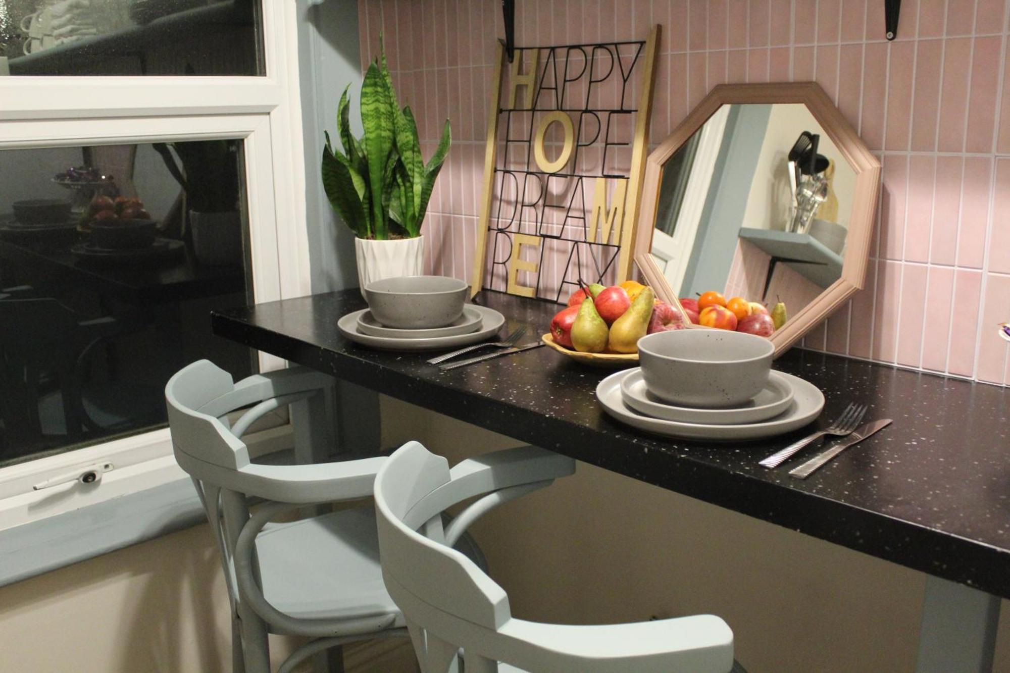 Peacehaven Retreat - 4 Minutes From The Beach! Pet Friendly!