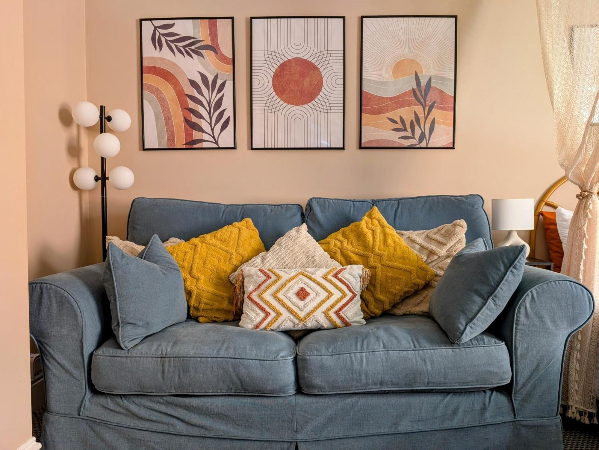 Peacehaven Retreat - 4 Minutes From The Beach! Pet Friendly! Apartment Weymouth